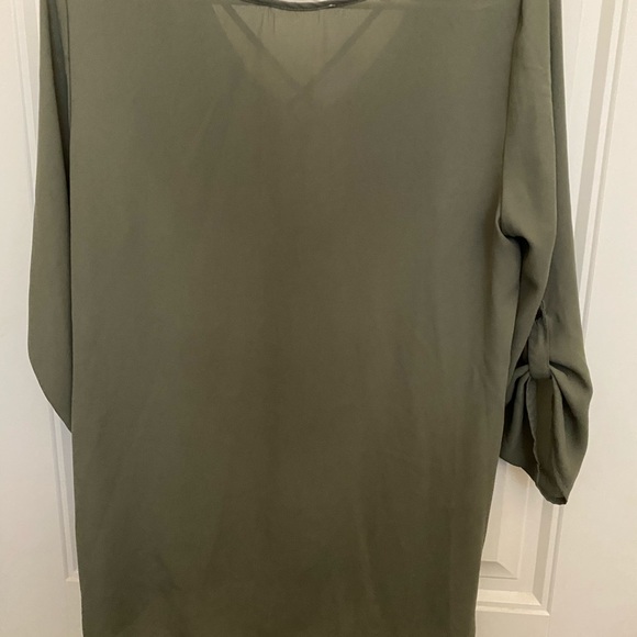 Blouse - Picture 2 of 2